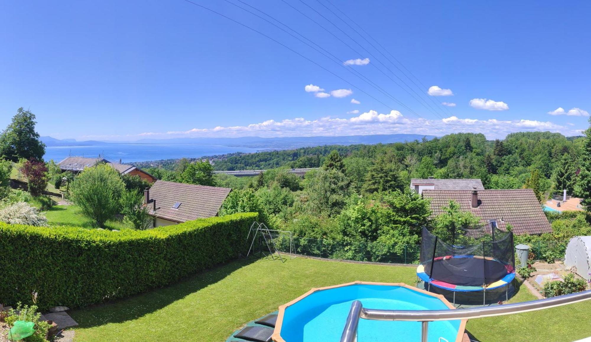 Joli Studio Avec Terrasse Et Vue Exclusivement Pour Non Fumeurs Belmont-sur-Lausanne Buitenkant foto